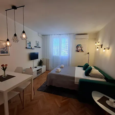 Vikttoria Urban Oasis , Explore With Free Public Parking * Spalato